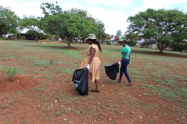 December Clean-Up Day